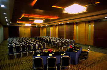 Katriya Hotel &amp; Towers