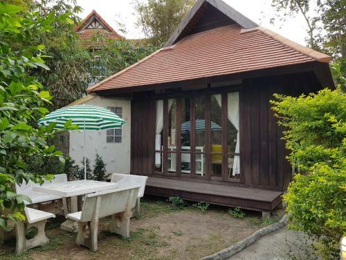 Hotel Sabaya Jungle Resort