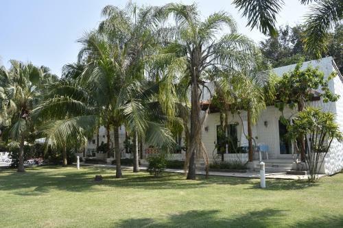 Hotel Sabaya Jungle Resort