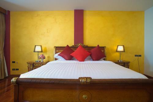 Yupa Villa 4 (12 Bedrooms)