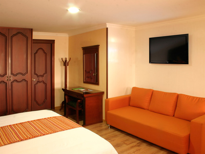 Hotel Luxor Plaza