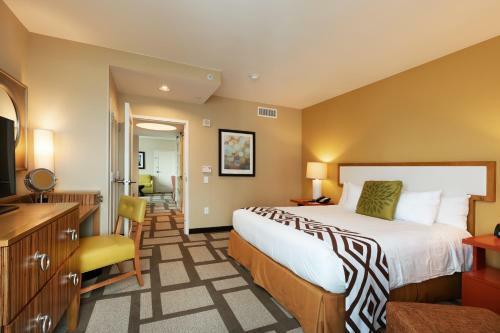 Hotel Embassy Suites Houston Downtown