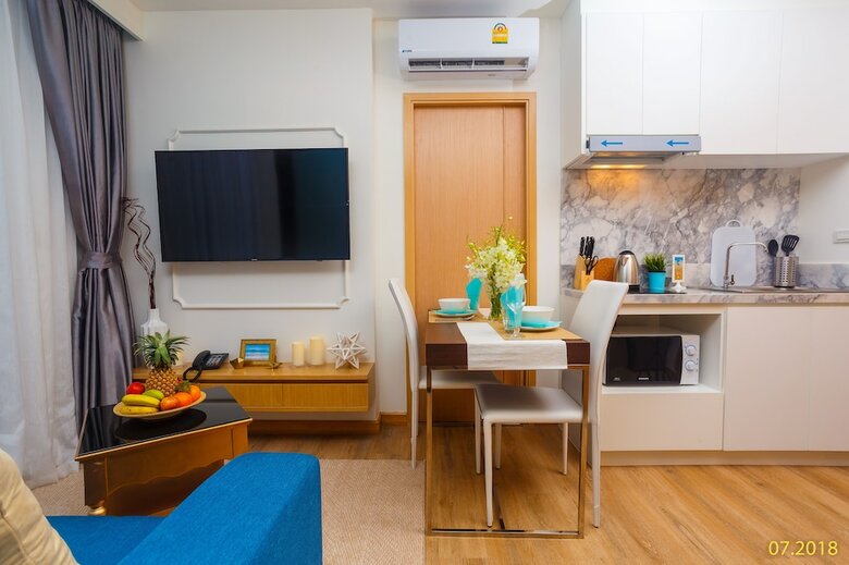 Apartamentos Aristo 2 Beach Front - By Holy Cow 212