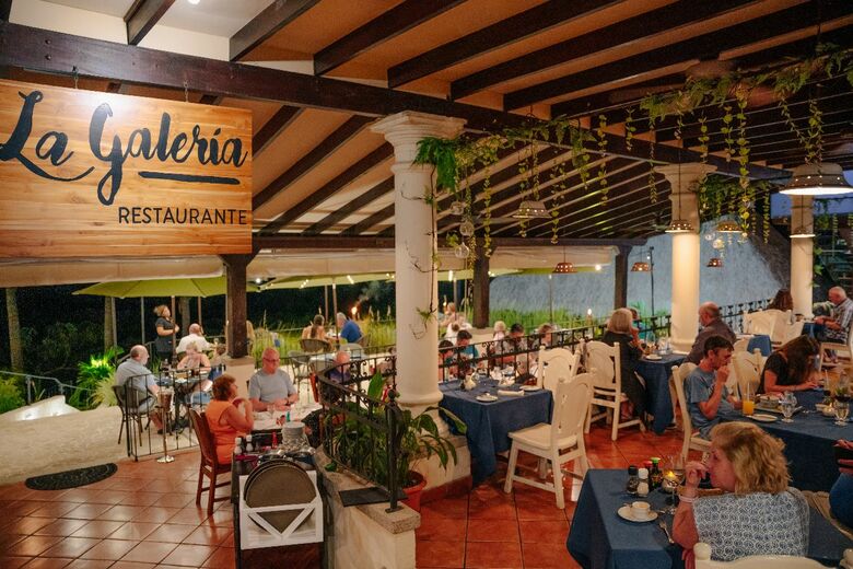 Hotel Parador Resort & Spa