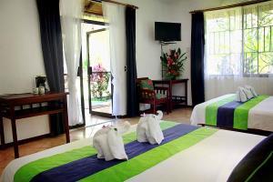 Hotel Villas Rio Mar
