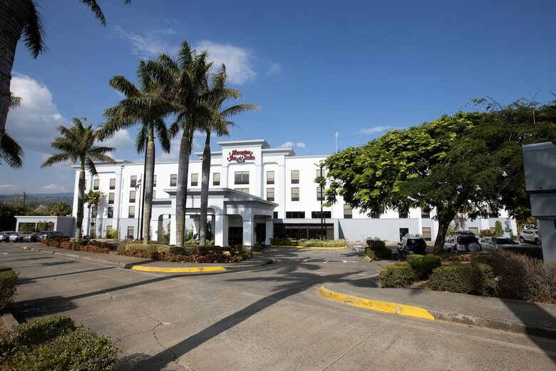 Hotel Hampton Inn & Suites By Hilton