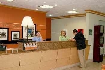 Hotel Hampton Inn & Suites By Hilton
