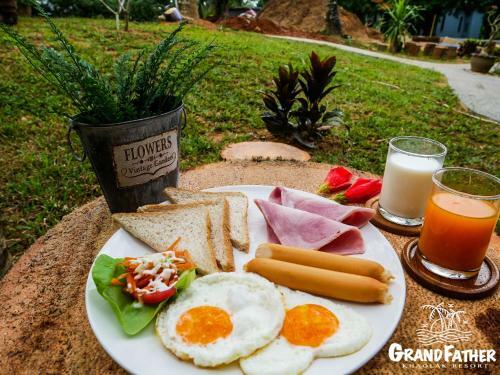 Hotel Grandfather Khaolak Resort