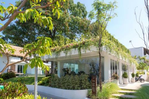 Hotel Eden Beach Khaolak Resort And Spa