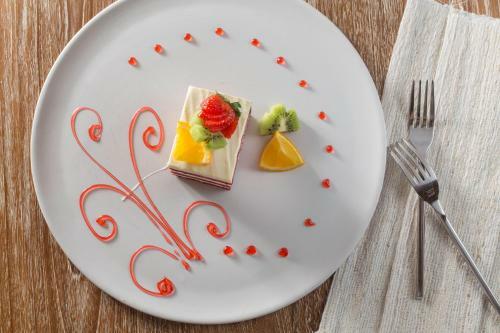 Hotel Eden Beach Khaolak Resort And Spa