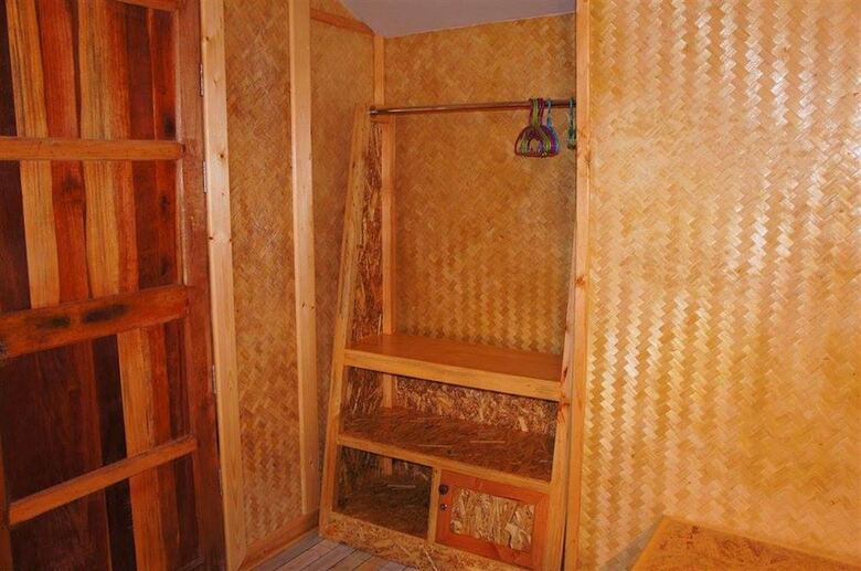 Hotel Lazy Hut