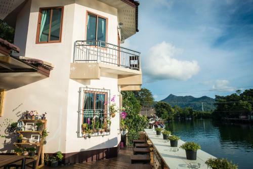 Riverview Hostel