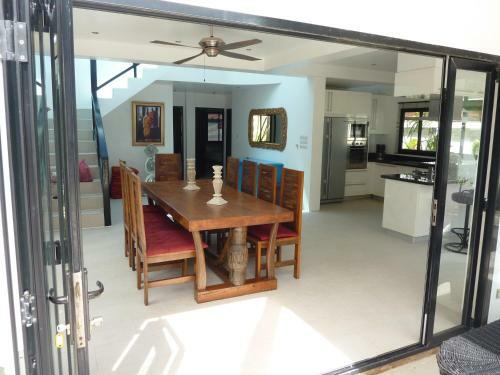 Malee Beach Villas