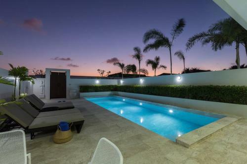 Villa See At Skye Beach Villas
