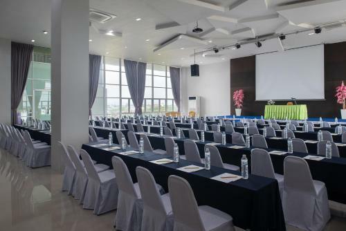 Eco Inn Hotel