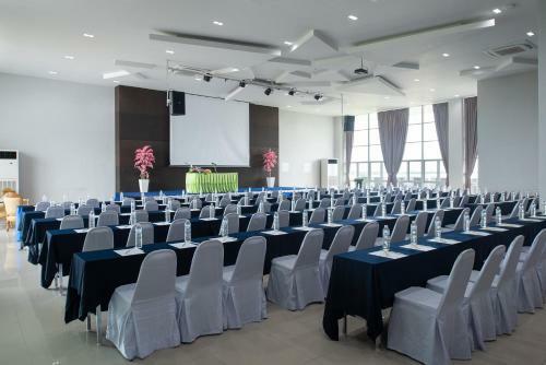 Eco Inn Hotel