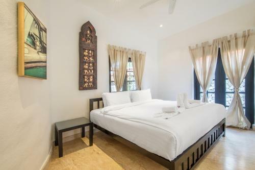 Walking Street Pool Villa Pattaya