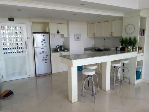 Apartamento Peak Condo Sea View With Big Balcony