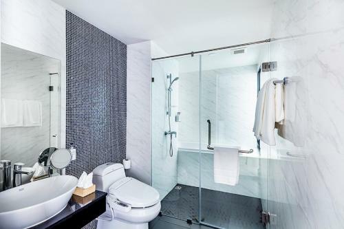 The Rizin Hotel & Residences
