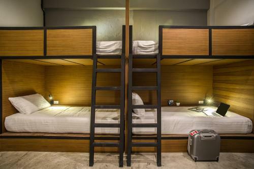 Hotel Sleep Station