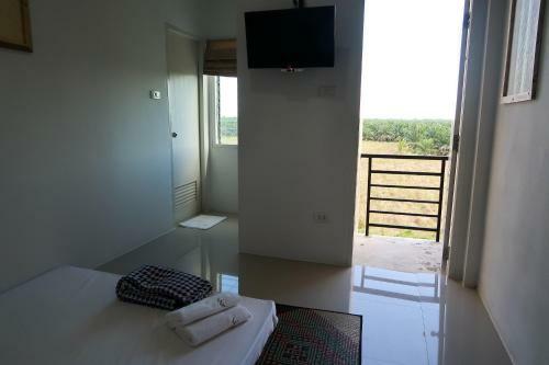 Baan Urt Suratthani Airport Hotel