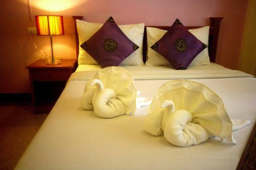 Myplace@surat Hotel