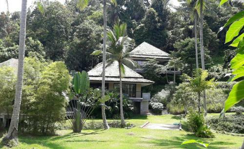 Beachfront Talingngam