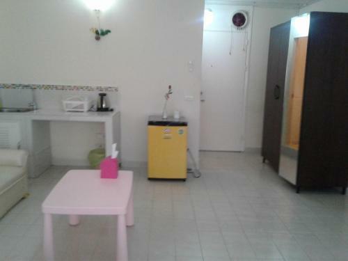 Impact Challenger Muang Thong Thani Service Apartment