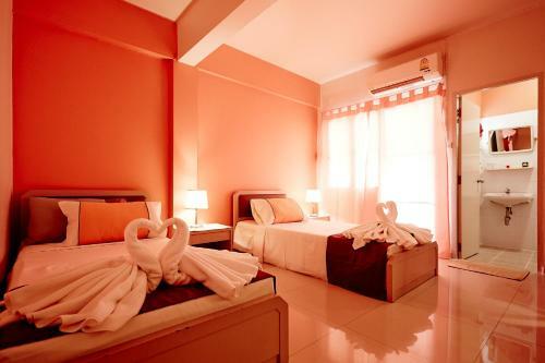 We Train Hotel Don Muang