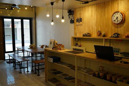Sleep Owl Hostel