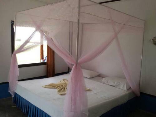 Hotel Koh Ngai Seafood
