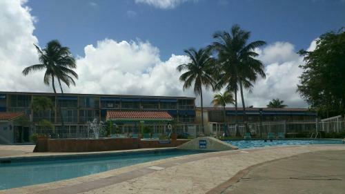 Apartamento Dorado Beach Condo