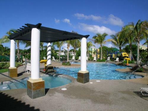 Apartamento Aquatika Beachfront And Rainforest Views