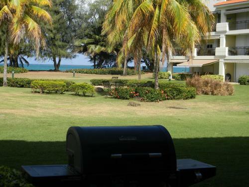 Continental Beach Apartment 4