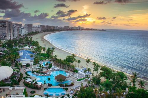 Aparthotel Ocean View Deluxe Suite: Pvt. Beach & Pool