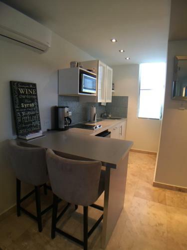 Apartamento Breeze Point At Ocean