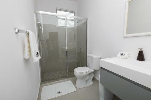 Hostal Cacique 2260