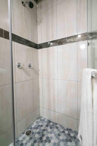 Hostal Cacique 2260