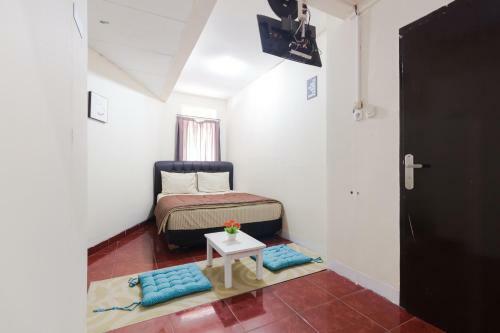 Hostal Pele Guesthouse