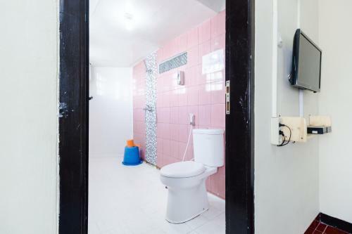 Hostal Pele Guesthouse