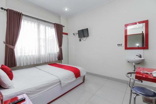 Bed & Breakfast Reddoorz @ Buah Batu 2