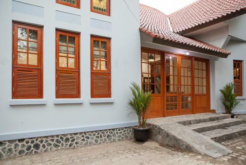 Hostal Reddoorz Plus Near Pasundan University