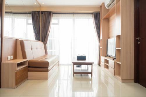 3br With Sofa Bed At Gateway Pasteur Apartment By Travelio