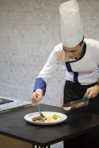 Best Western Kindai Hotel