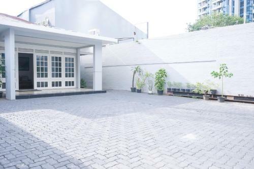 Hotel Mk House Tendean