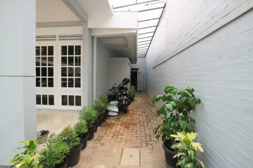 Hotel Mk House Tendean