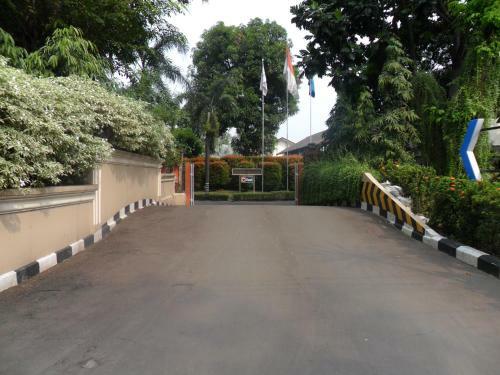 Hotel C'one Cempaka Putih