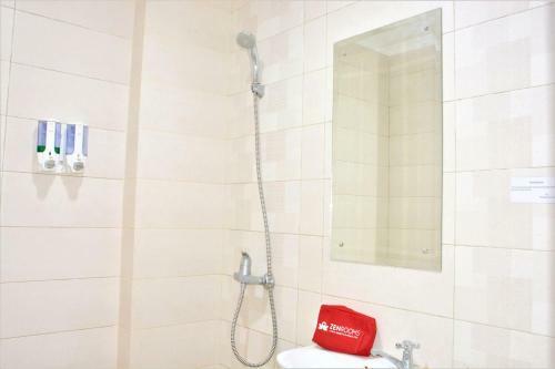 Hotel Zen Rooms Basic Pegangsaan Kelapa Gading