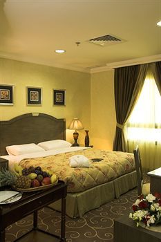 Hotel Plaza Athenee