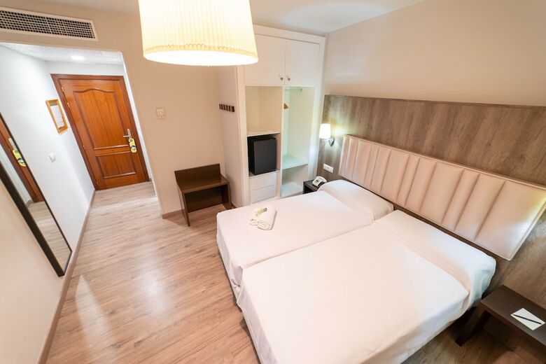 Hotel Sercotel Do�a Carmela